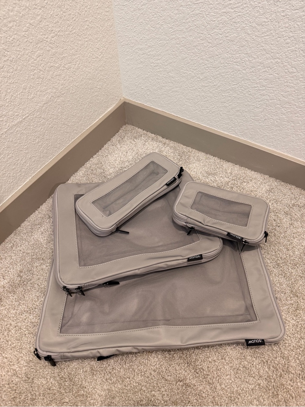 Monos Packing Cubes Set - 4pcs Travel Organizer